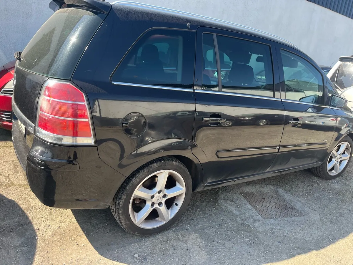Opel Zafira - PARTS - Image 2