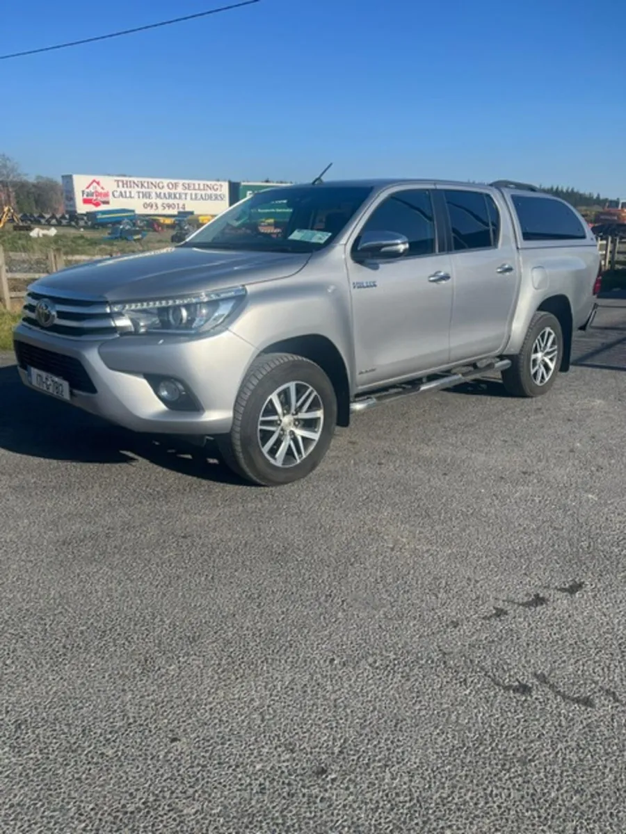 Toyota Hilux 2017 - Image 4