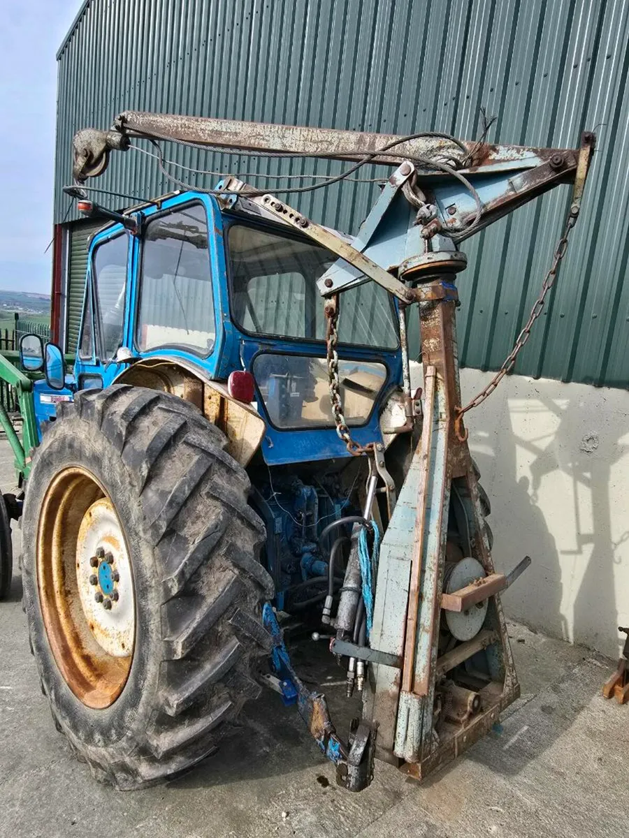 LOGGING CRANE WITH WINCH FOR SALE - Image 2