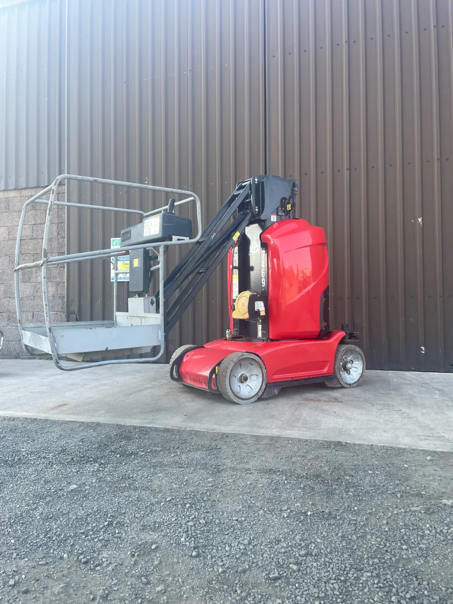 Manitou 100 VJR Vertical Mast Boom Lift - Image 1
