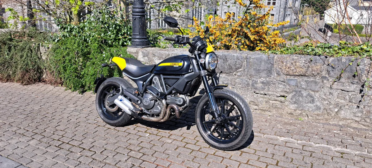 2015 Ducati 800 Scrambler - Image 2