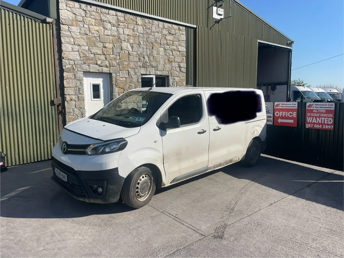 172 Toyota proace 1.6 diesel for dismantling
