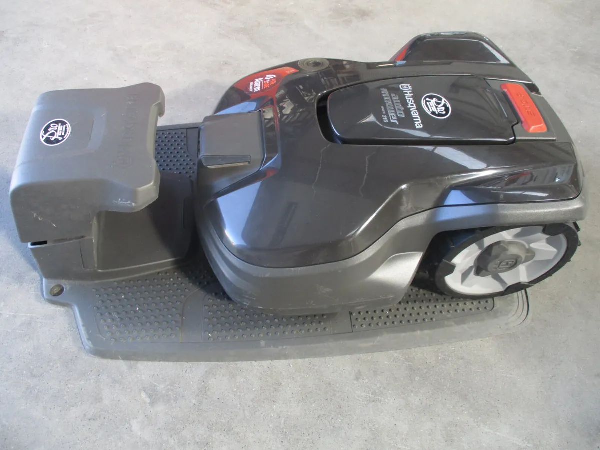 Husqvarna 315 robotic mower - Image 3