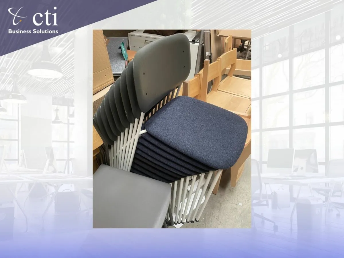 20 X "HAY" Stacking Meeting Chairs ~ Pristine - Image 4