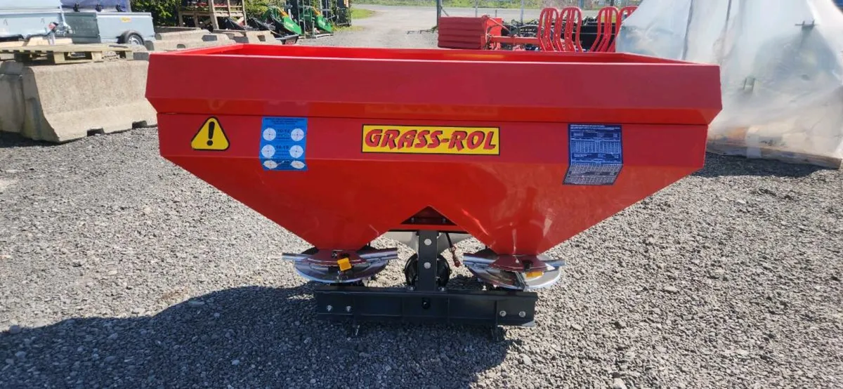 Fertilizer spreaders - Image 2