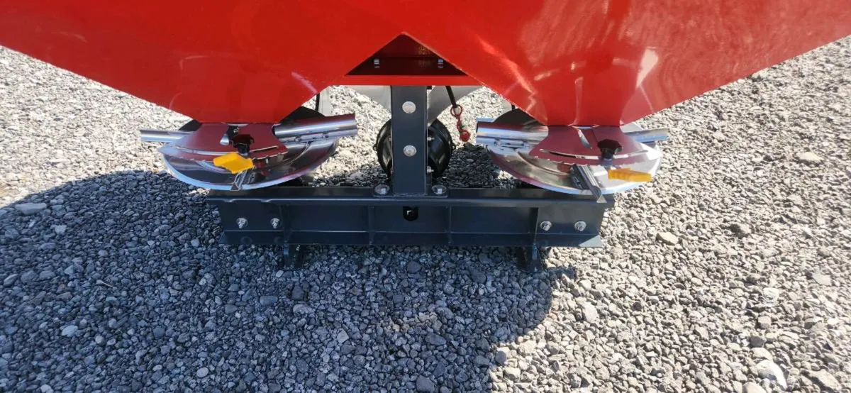 Fertilizer spreaders - Image 3