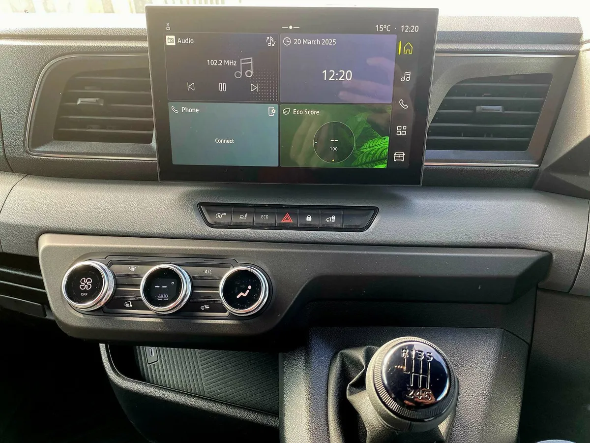 Renault Trucks Master IV #RedEdition in White - Image 2