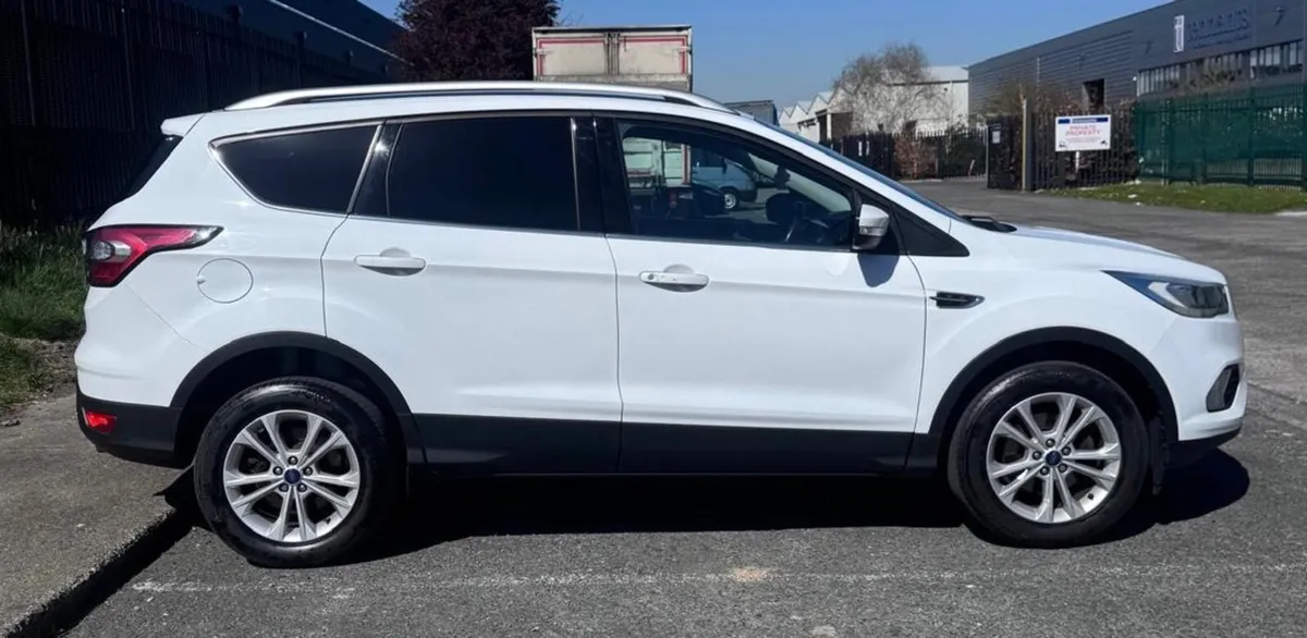 2019 Ford Kuga Titanium Commercial - Image 3