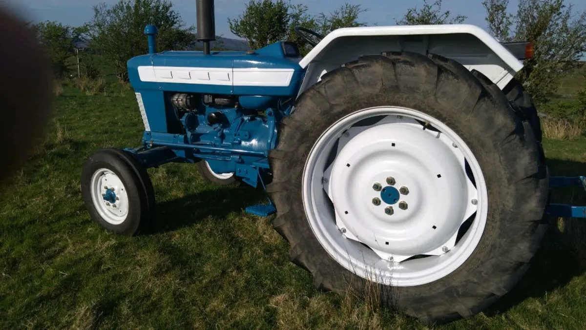 Ford 4000 preforce - Image 1