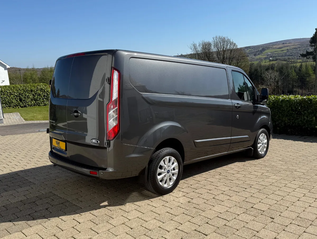 2021 (212reg) Ford Transit Custom Limited SWB 130 - Image 4