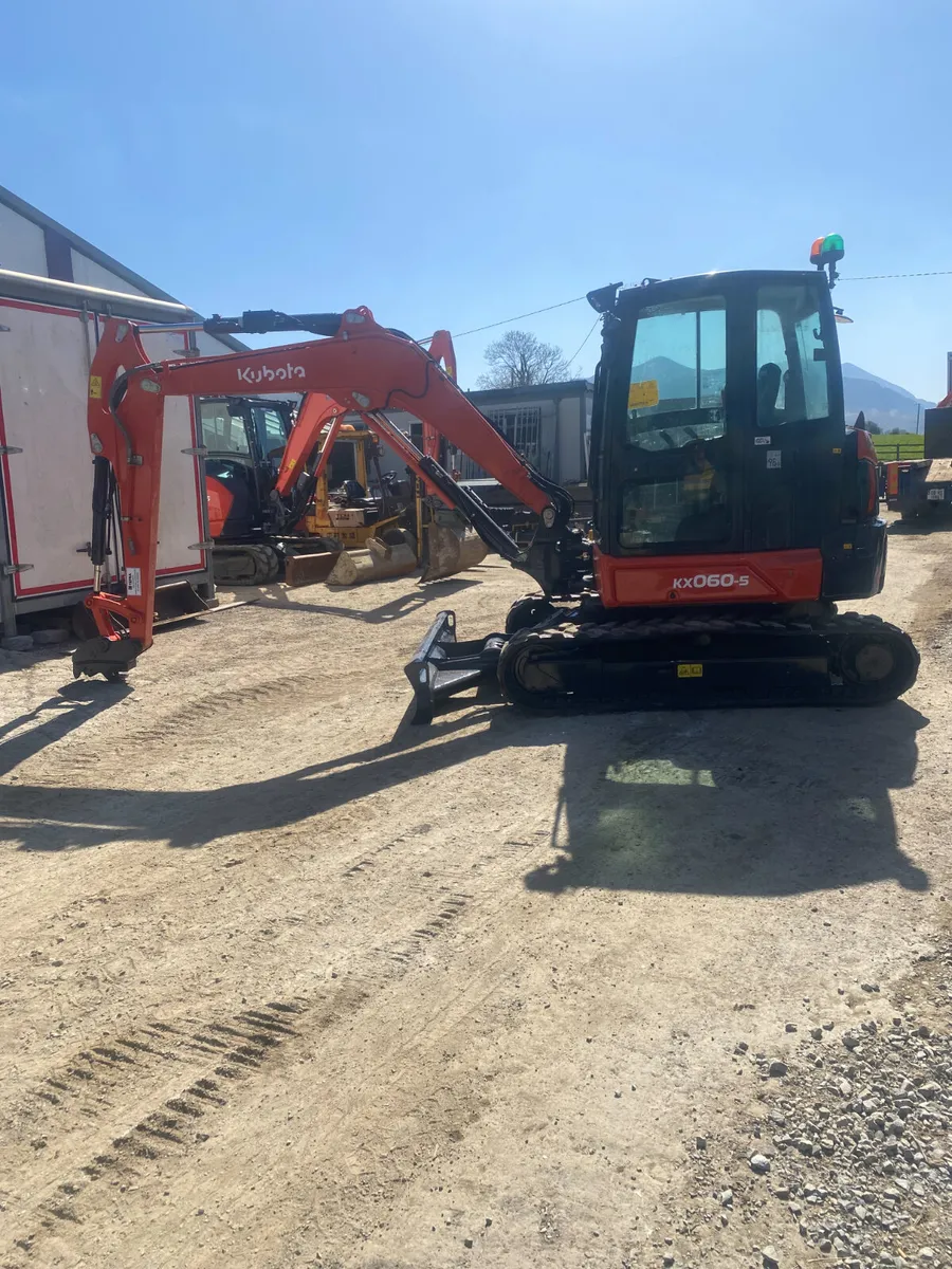2022 Kubota Kx060-5 - Image 2