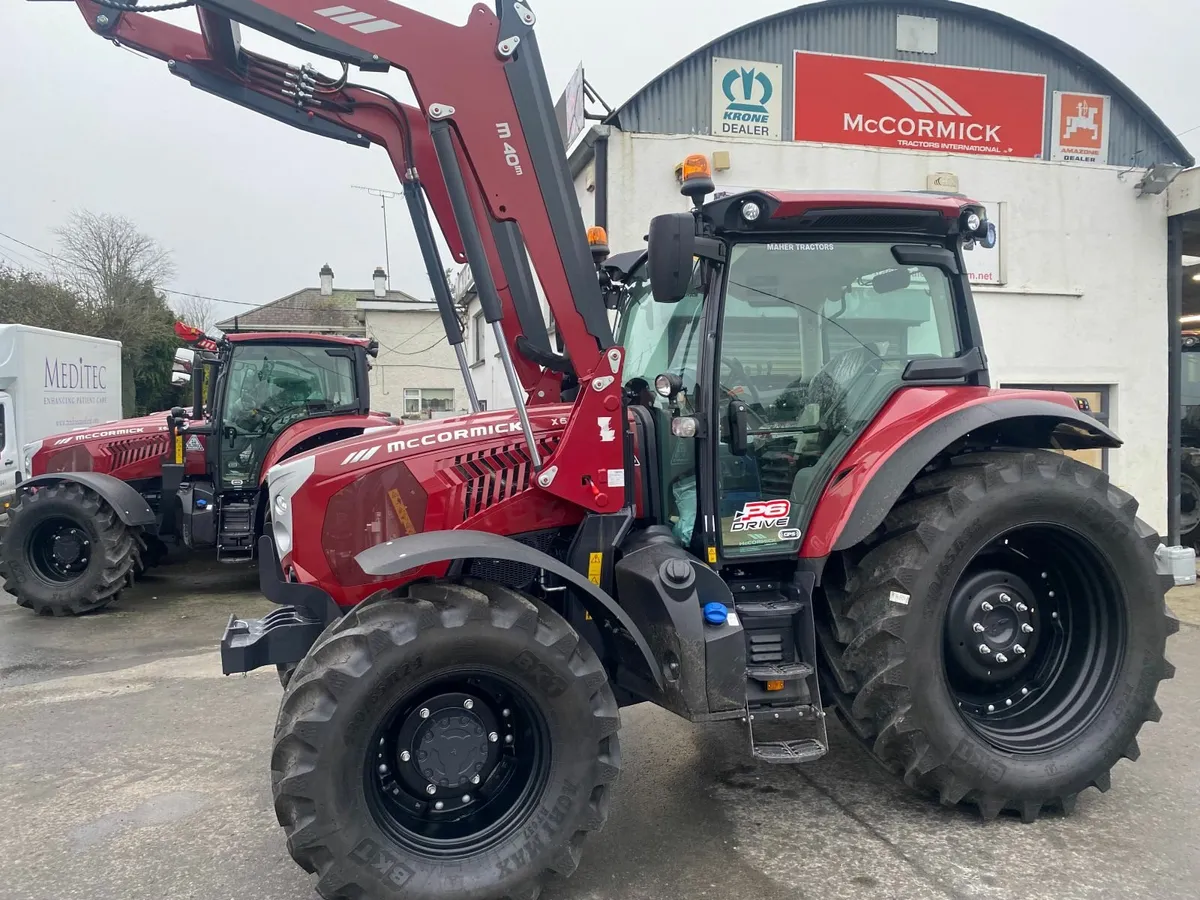 New McCormick X6.413 tractor - Image 3