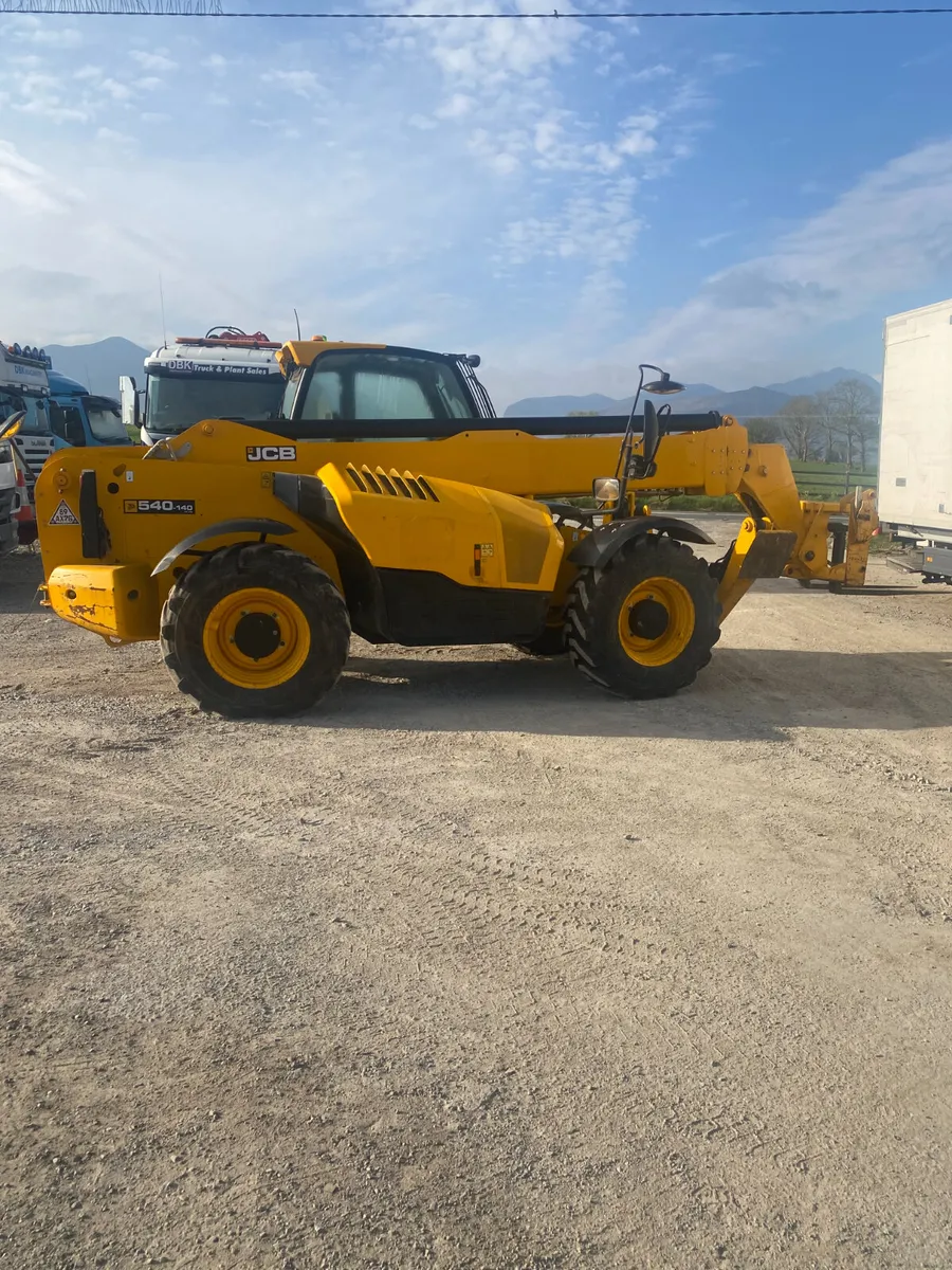 2019 JCB 540-140 - Image 3