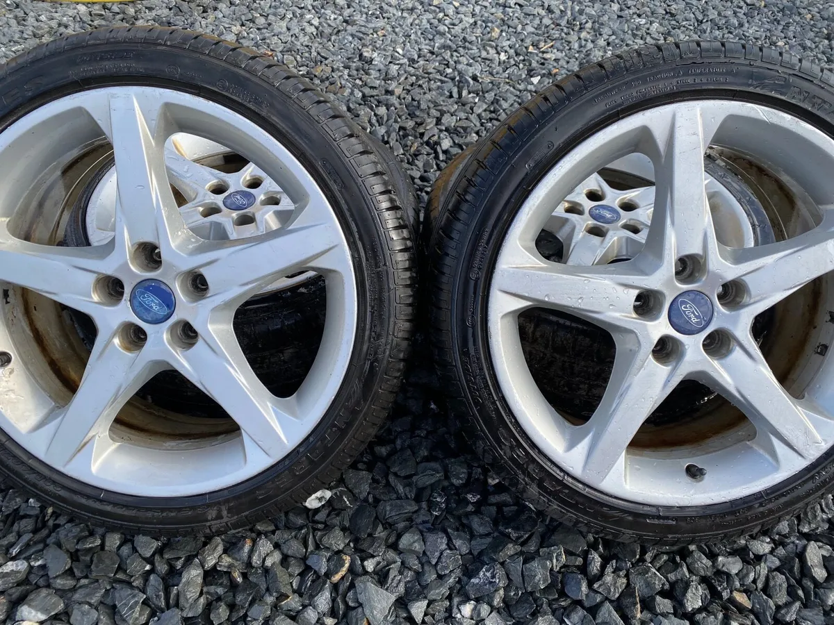 18inch  5x108 Genuine Ford Focus ST-Line - Image 1