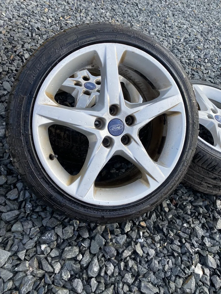 18inch  5x108 Genuine Ford Focus ST-Line - Image 3