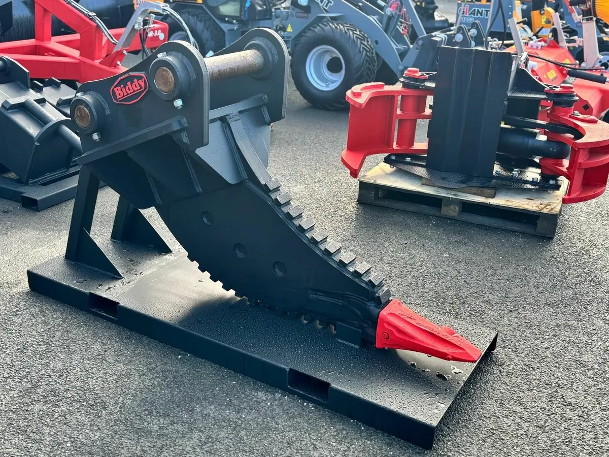 Hardox Ripper Tooth - Image 1