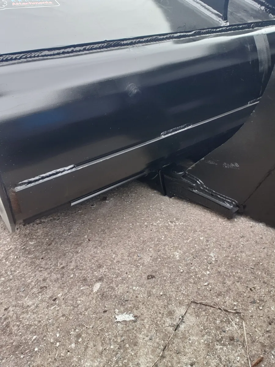 Ditching buckets - Image 2