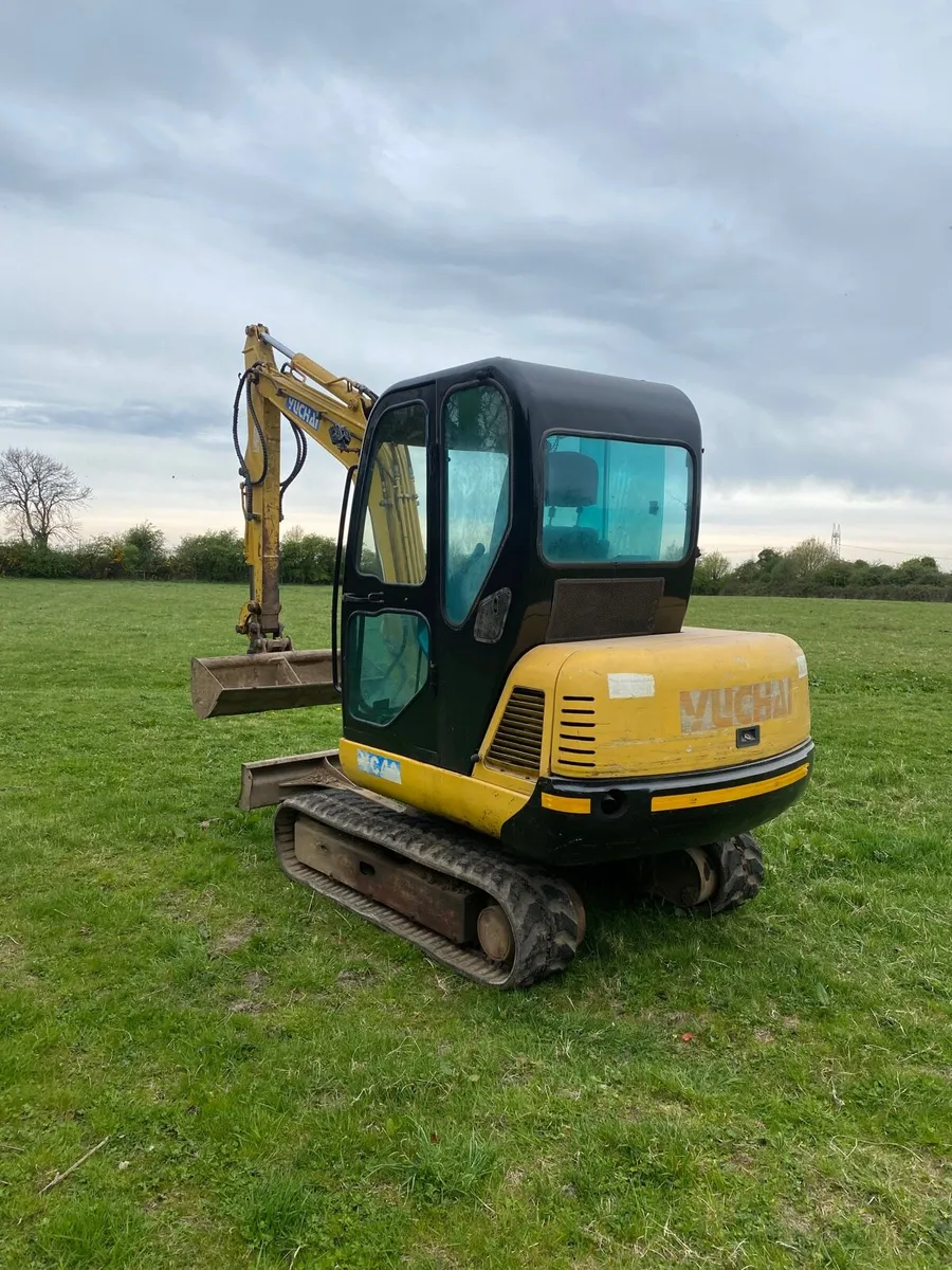 4 Ton Digger - Image 4