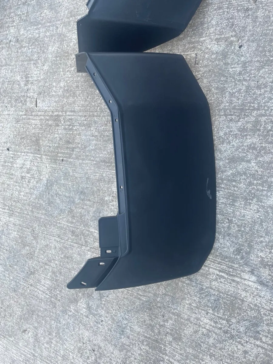 John Deere Rear mudguard extensions - Image 1