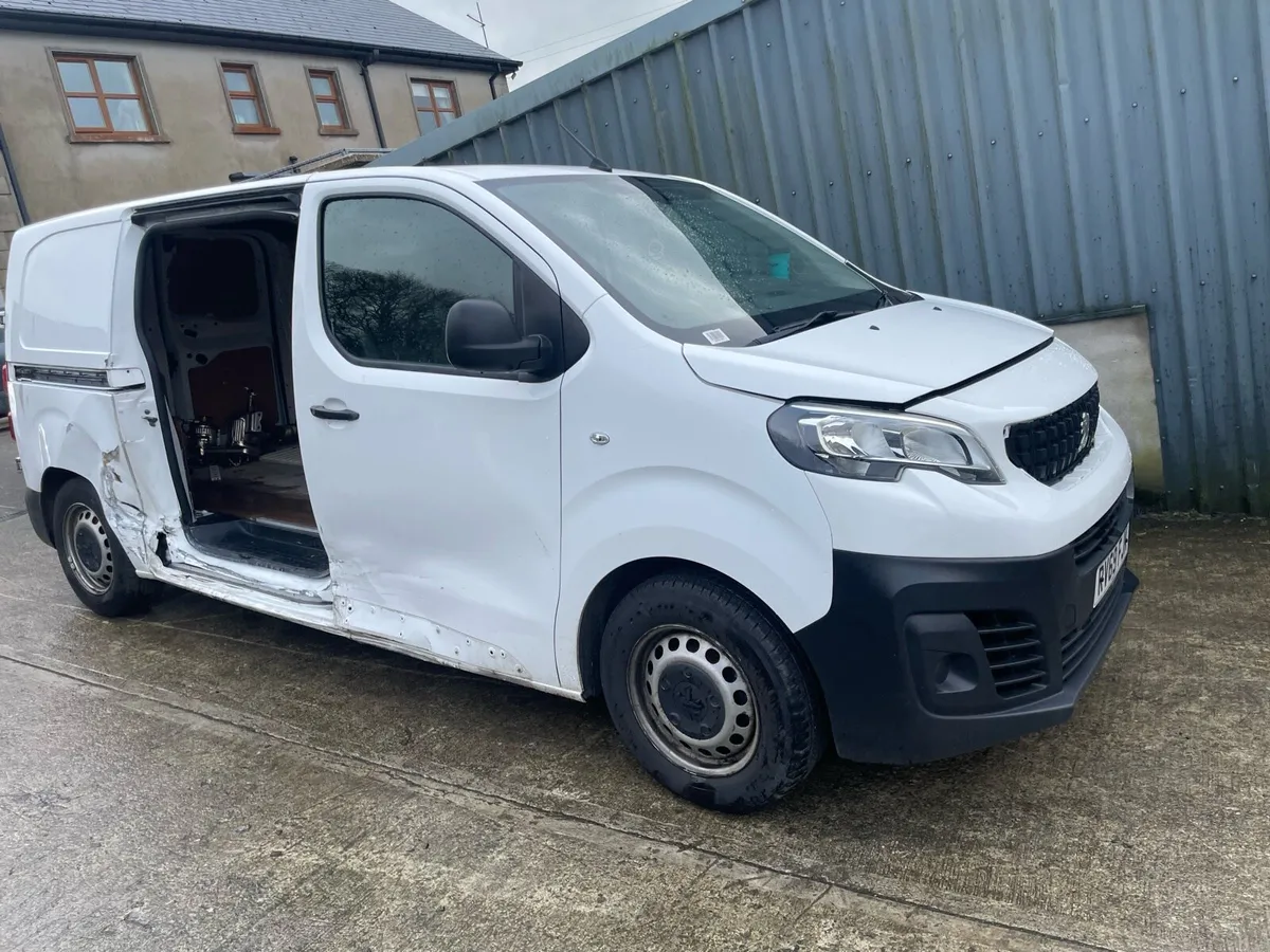 2022 vivaro breaking - Image 4