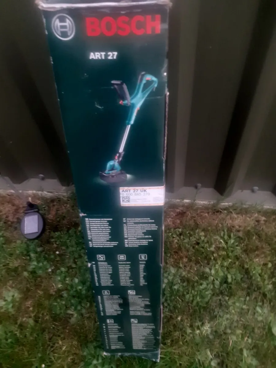 Lawnmower   and     grass  strimmer - Image 2