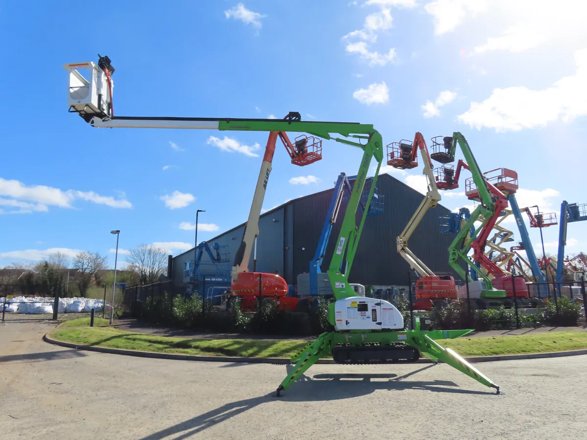 Nifty Niftylift 140TD Tracked Access platform - Image 3