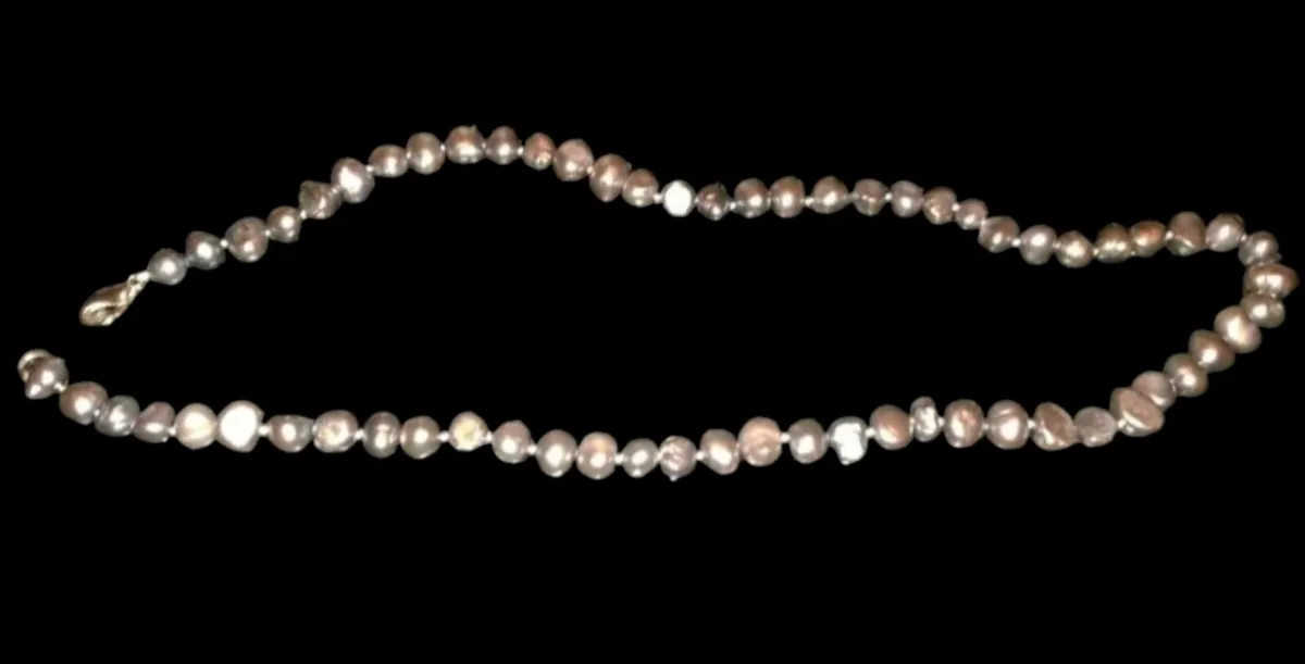 Beautiful pearl necklace - Image 3
