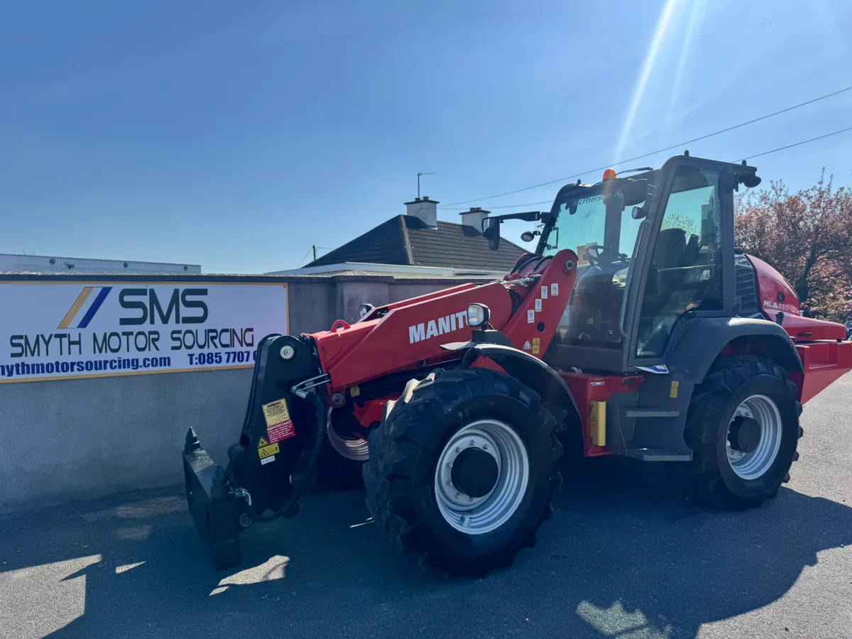 142 Manitou Pivot Steer Like NEW - Image 1