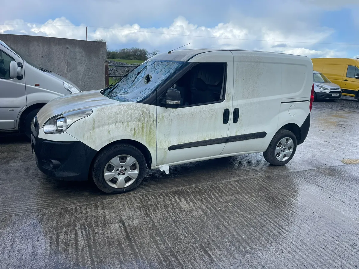 142 fiat doblo 1.3 multijet for dismantling