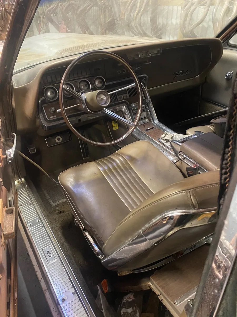 1965 tbird for parts - Image 3