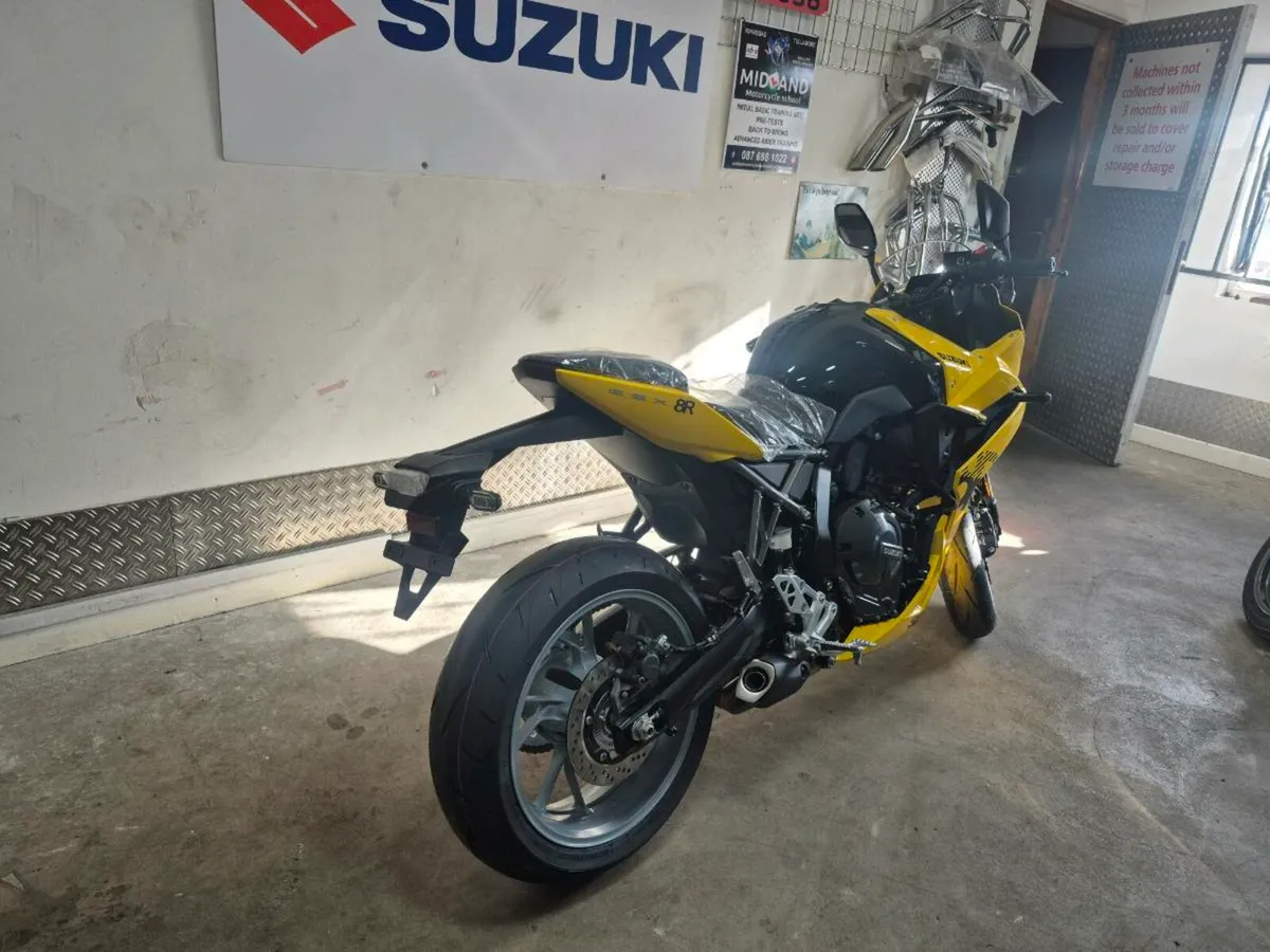 Suzuki gsx8r - Image 2