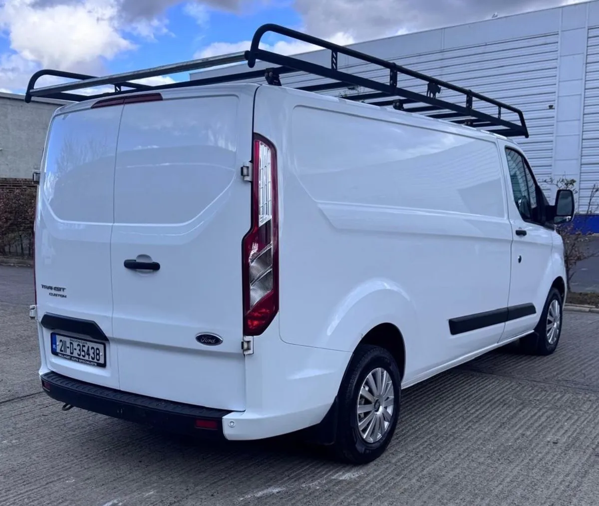 2021 Custom Trend  LWB with Air Con - Image 4