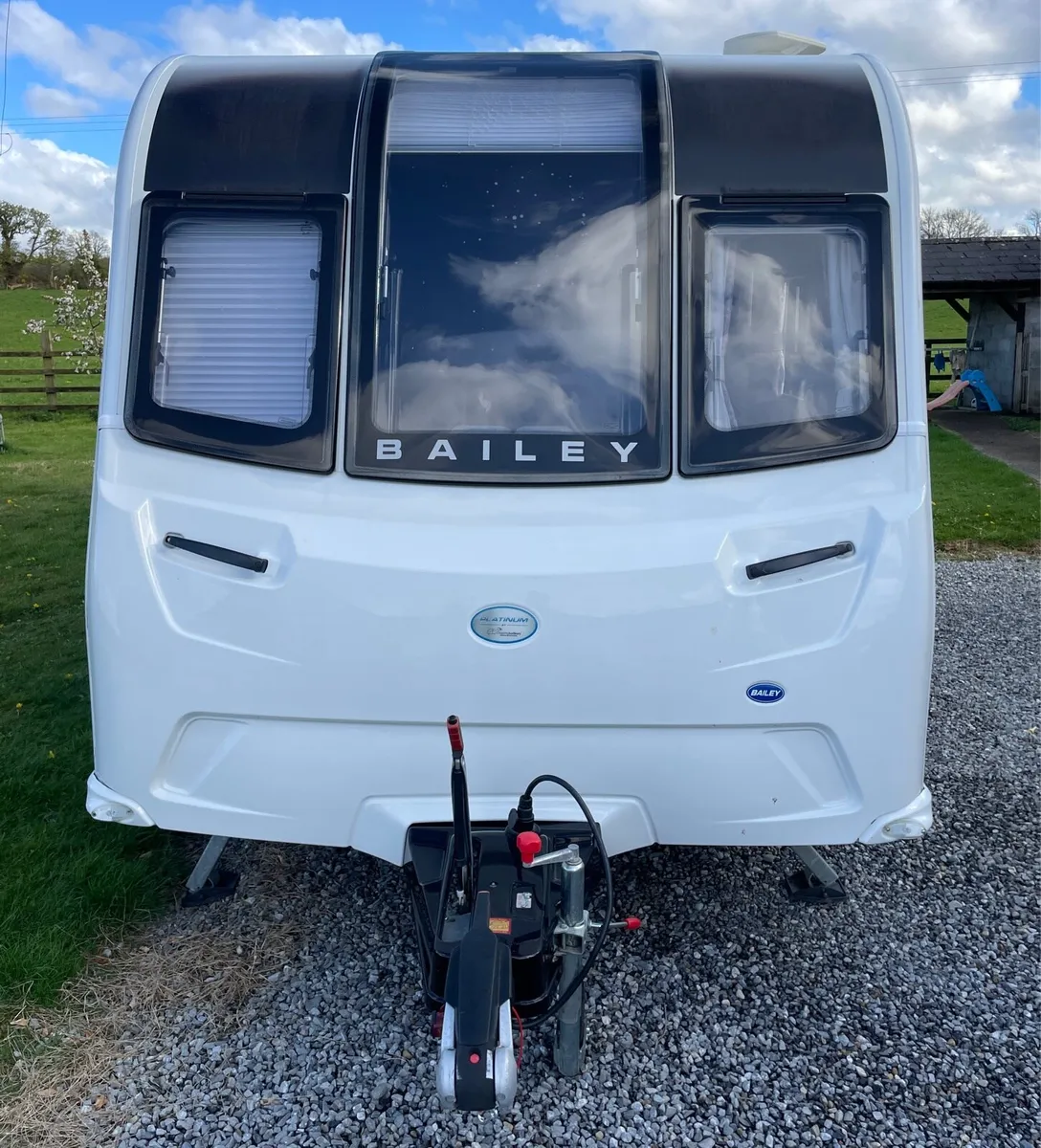2019 Bailey platinum edition 642 - Image 2