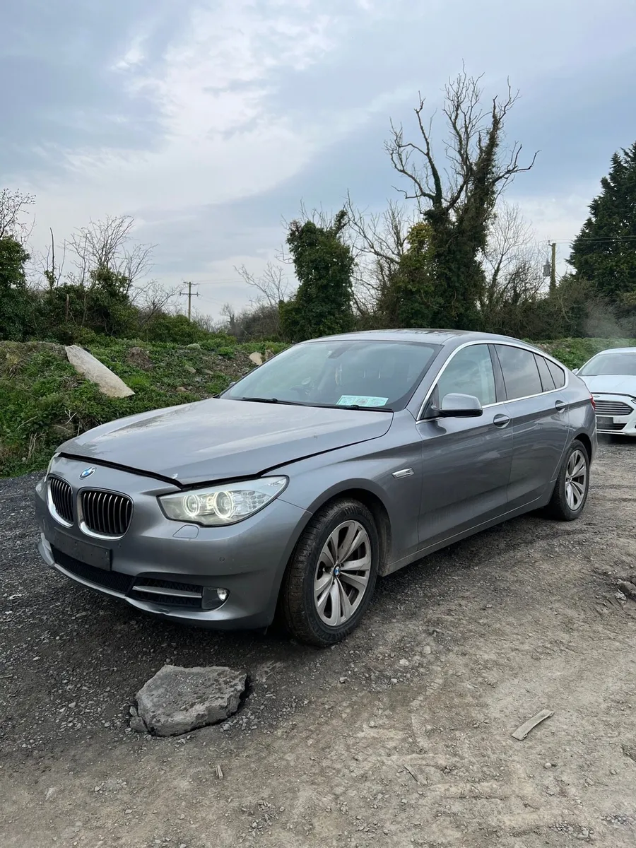 Breaking bmw f07 GT 520d 2013 a52 - Image 1