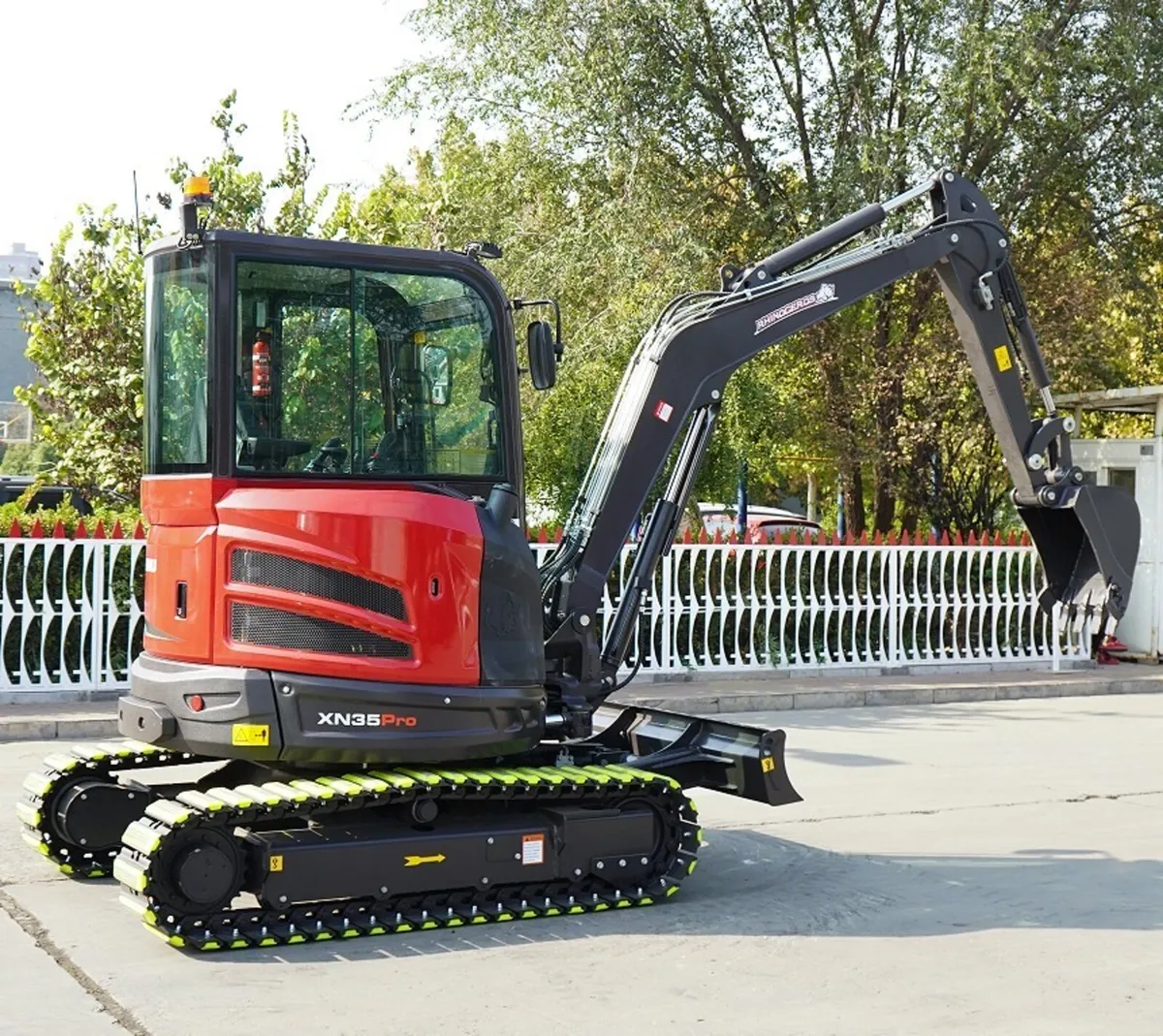 3.5 Tonne digger - Image 4