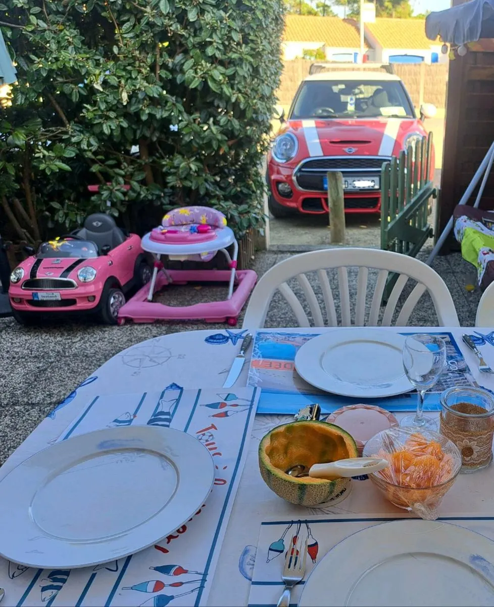 Holiday House, St Jean de Monts, Vendee, France - Image 1