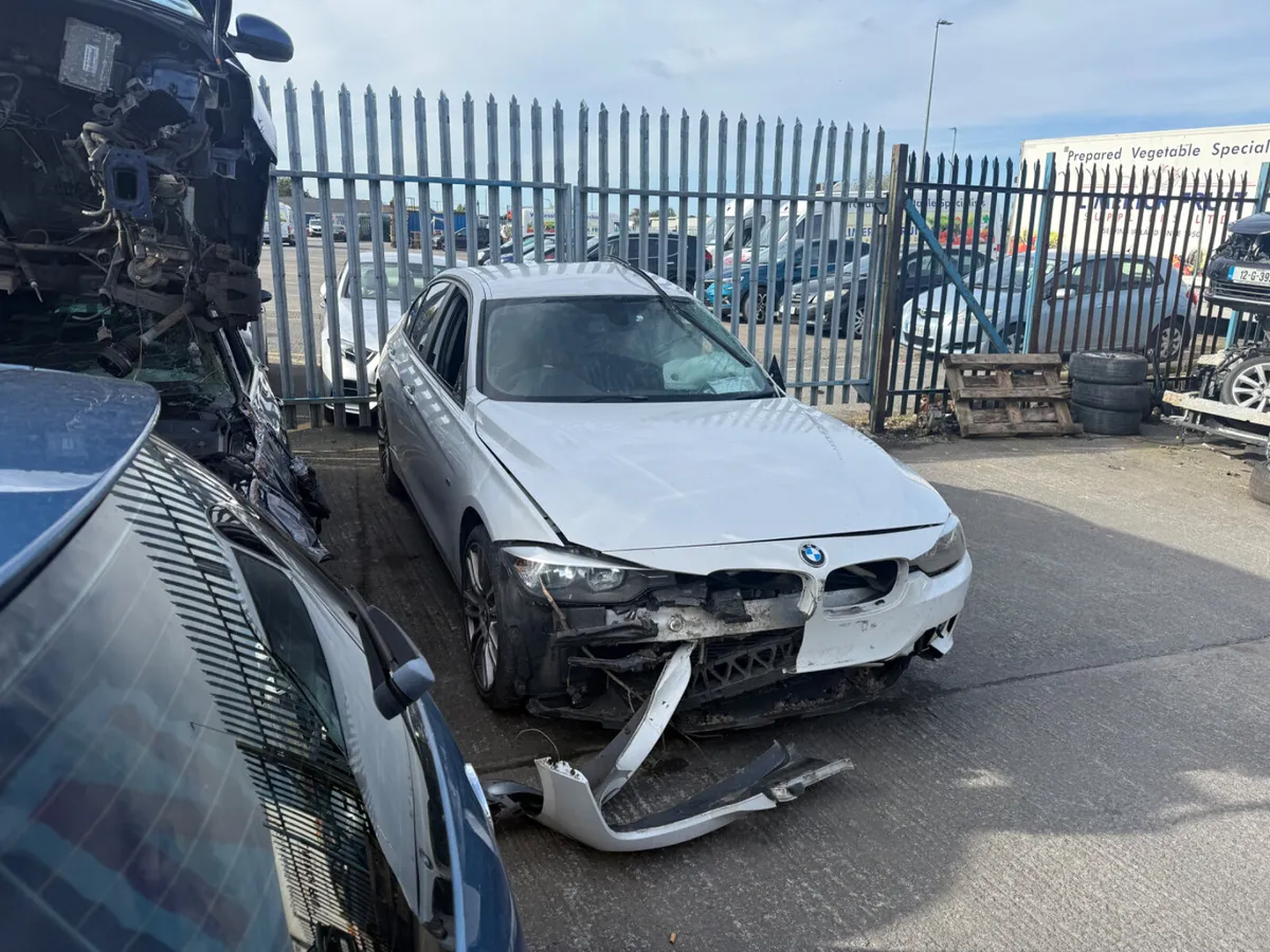2014 BMW 320D BREAKING - Image 2