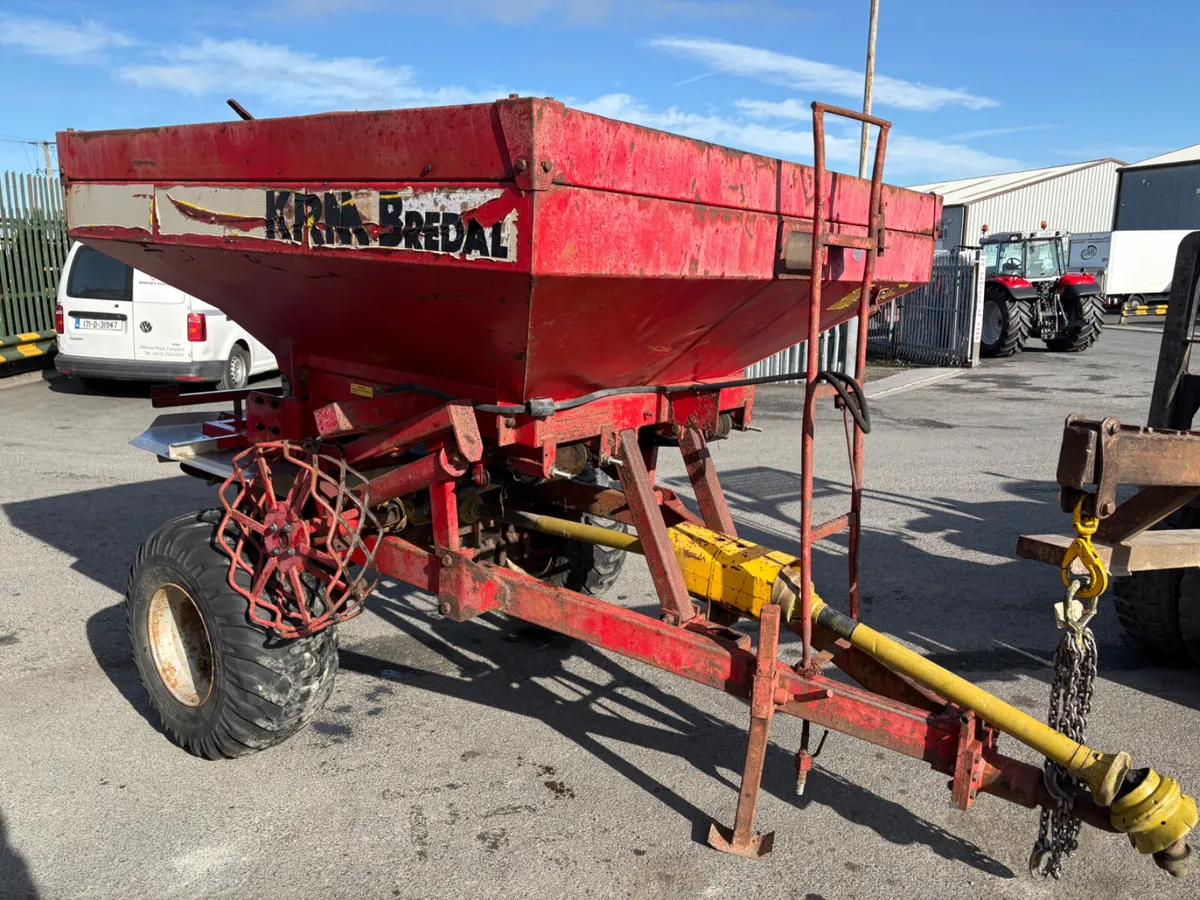 KRM Bredal Bulk Fertilser Spreader - Image 1