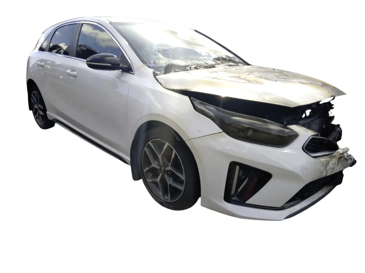 2020 KIA CEED For Breaking/Dismantling - Image 1