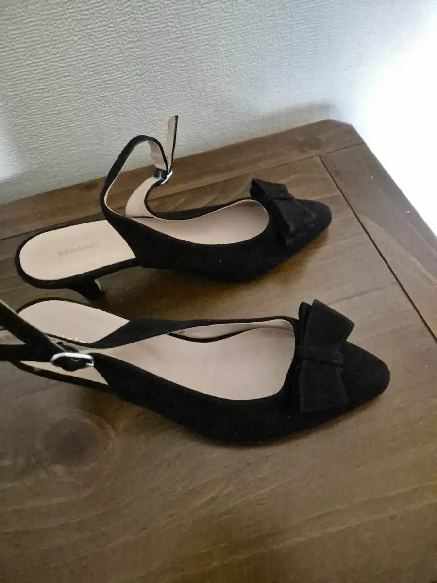 LADIES SHOES - Image 2