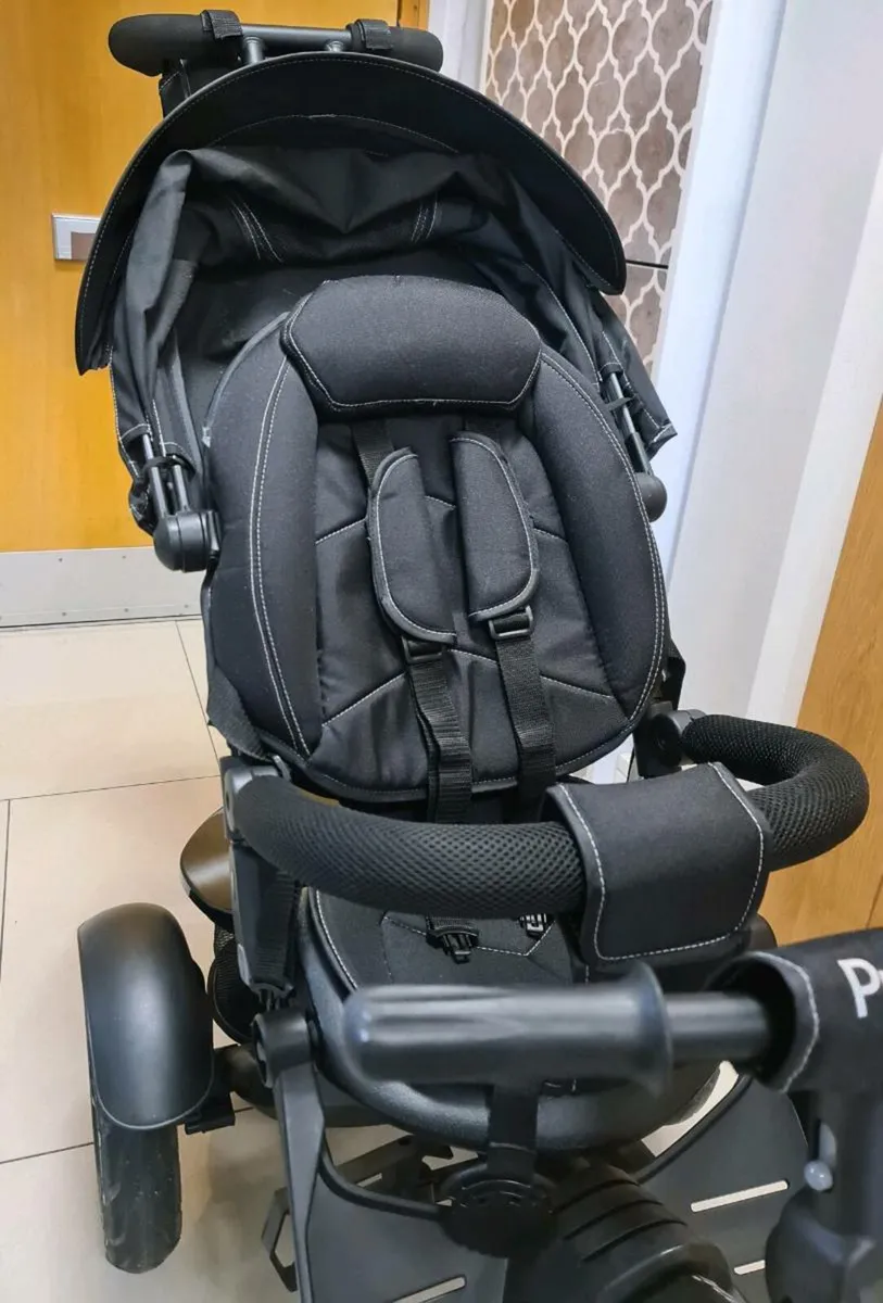 QPlay Premium 6-in-1 Trike Black - Image 3