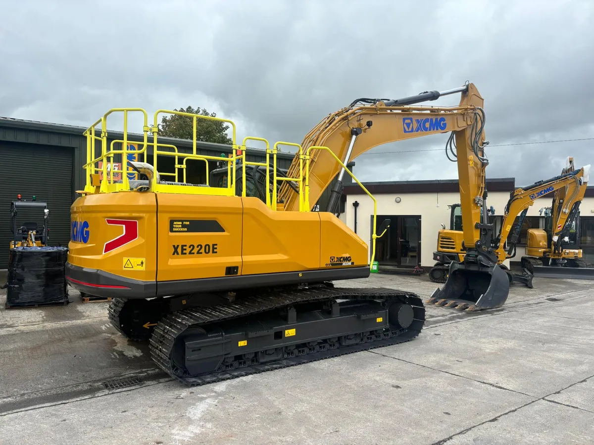 Brand New XCMG XE220E - Image 4