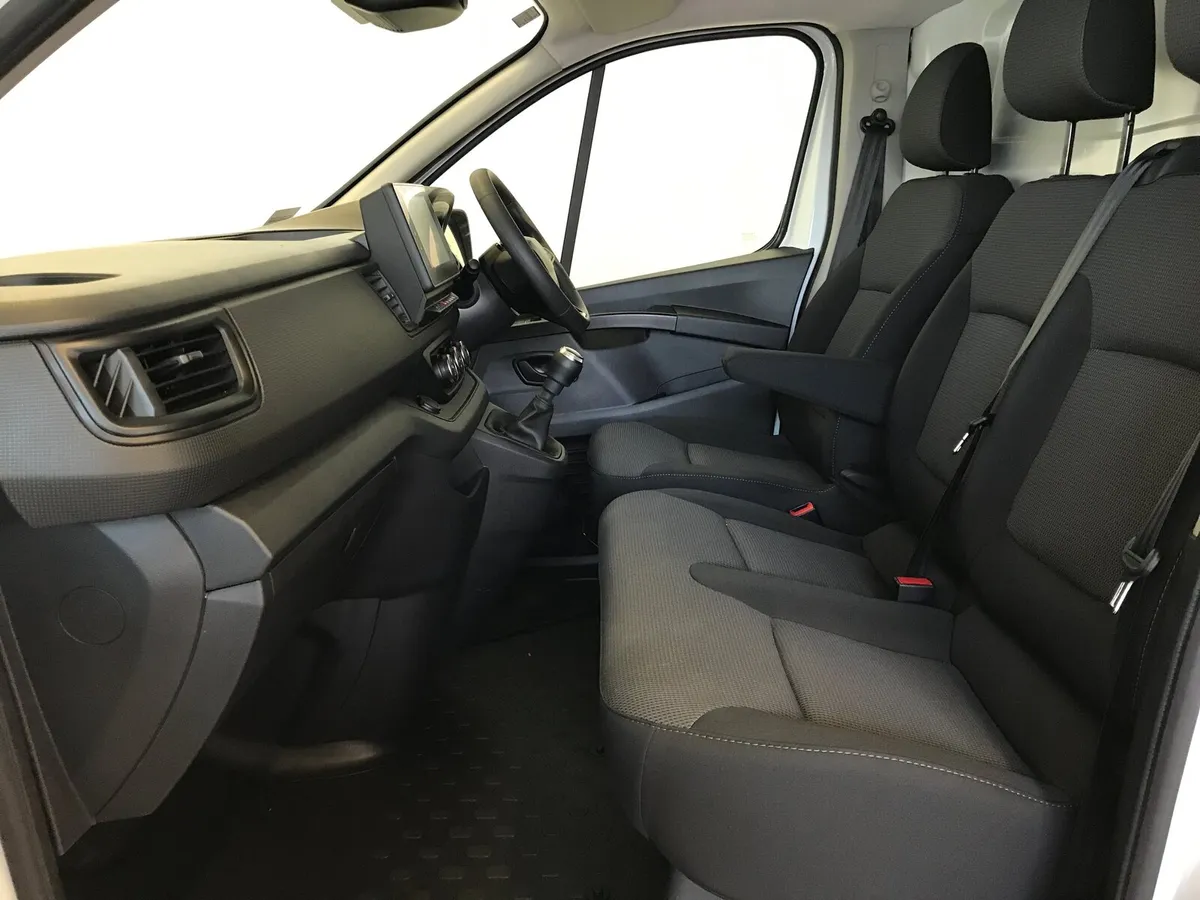 Renault Trafic LL30 Blue dCi 130 Start - Image 3