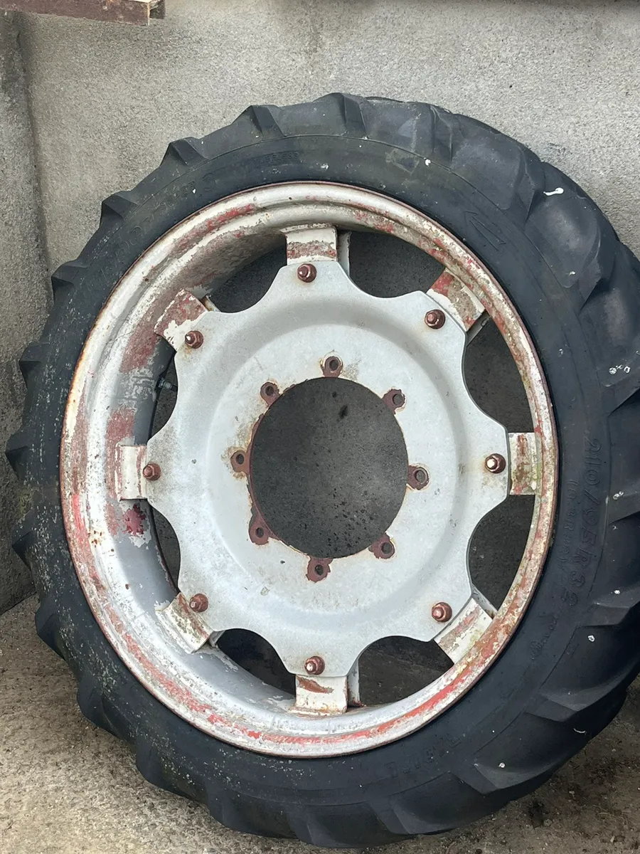Row crop wheels - Image 1