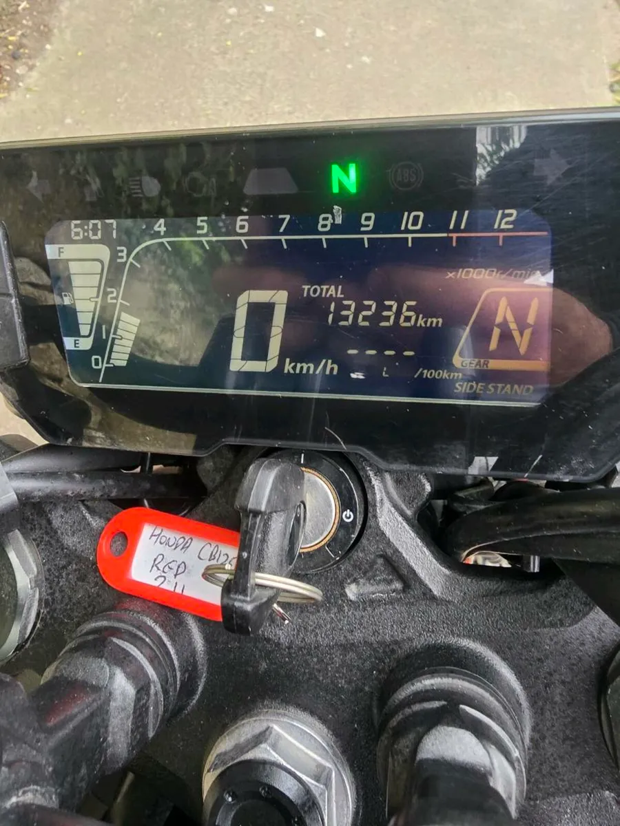 Honda CB 125 R - Image 3