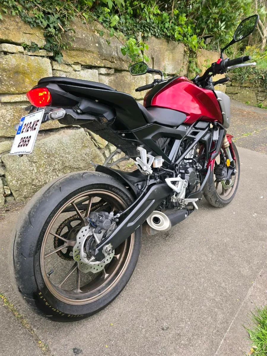 Honda CB 125 R - Image 4