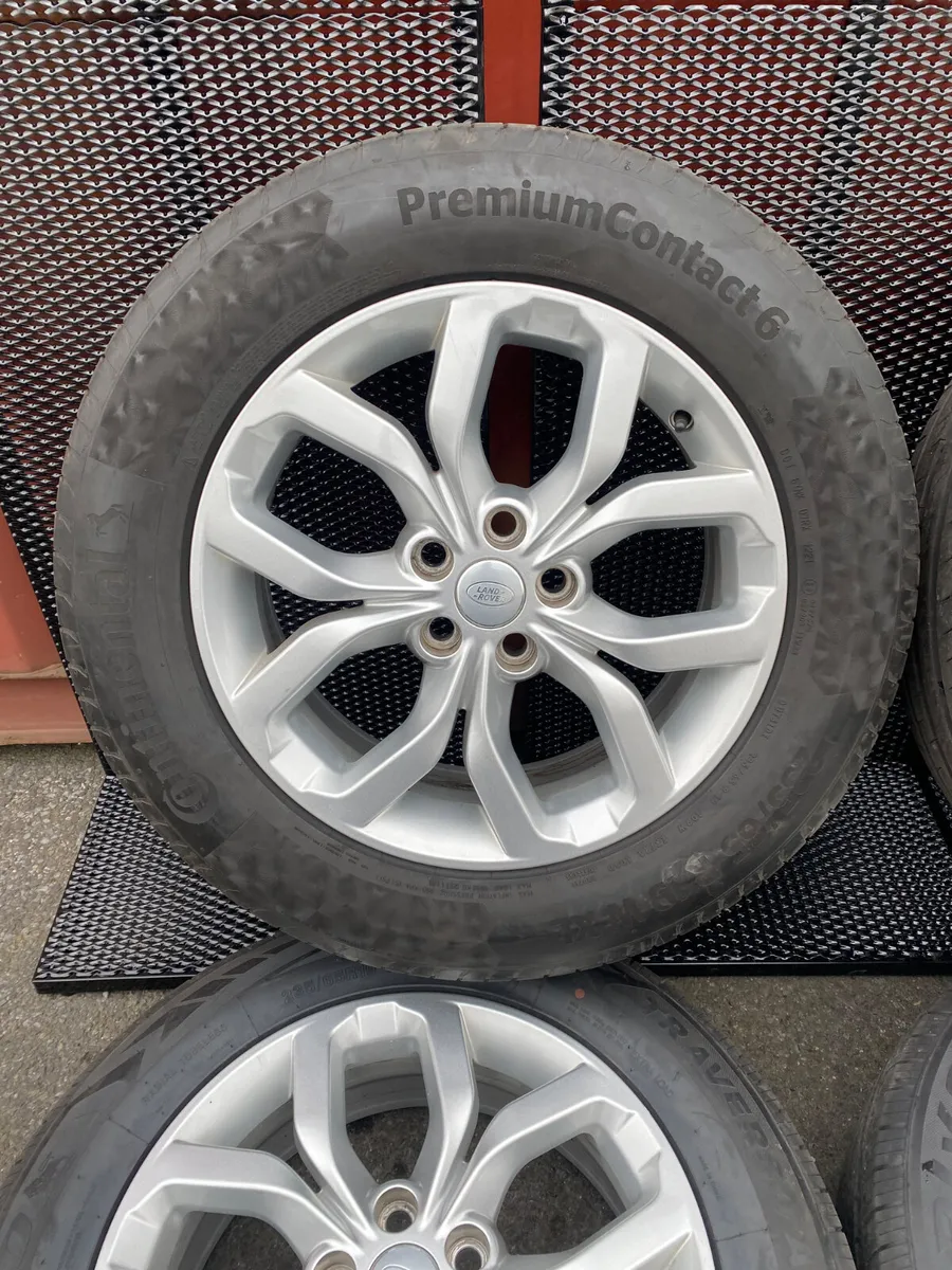 Land Rover 19 inch alloy wheels REF 25-021 - Image 3