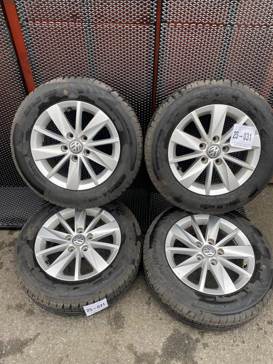 VW GOLF 16 inch ALLOY WHEELS  REF 25-031 - Image 1