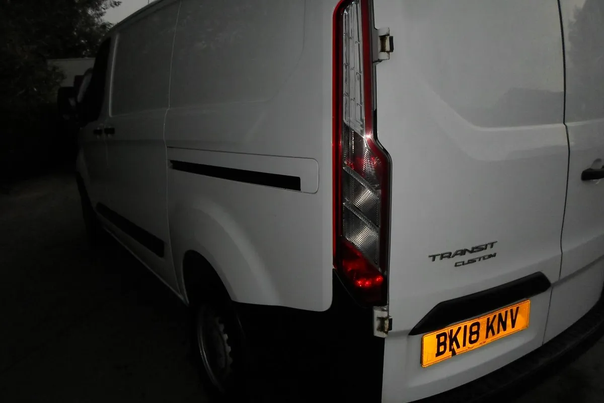 Ford Transit - Image 3