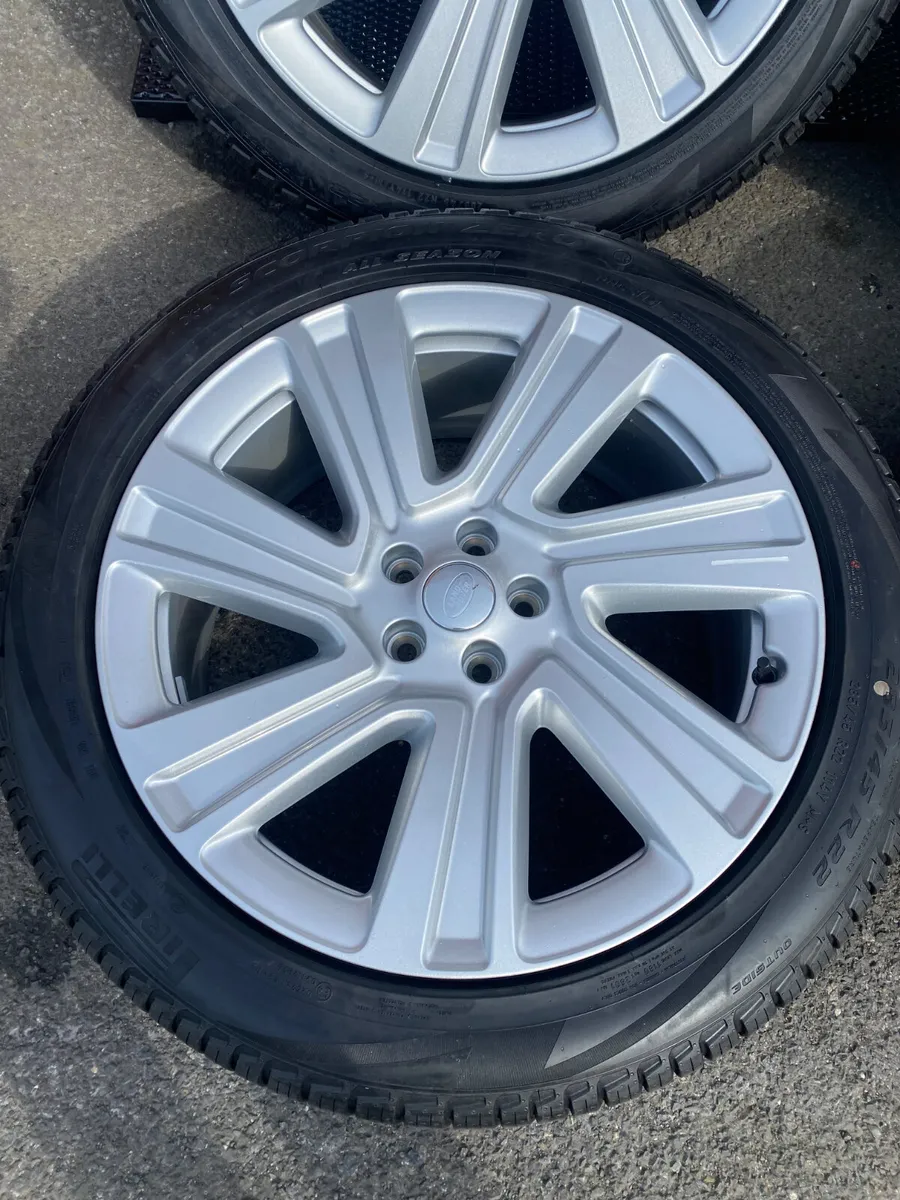 Range Rover 22 in alloy wheels ( new) REF 25-015 - Image 4